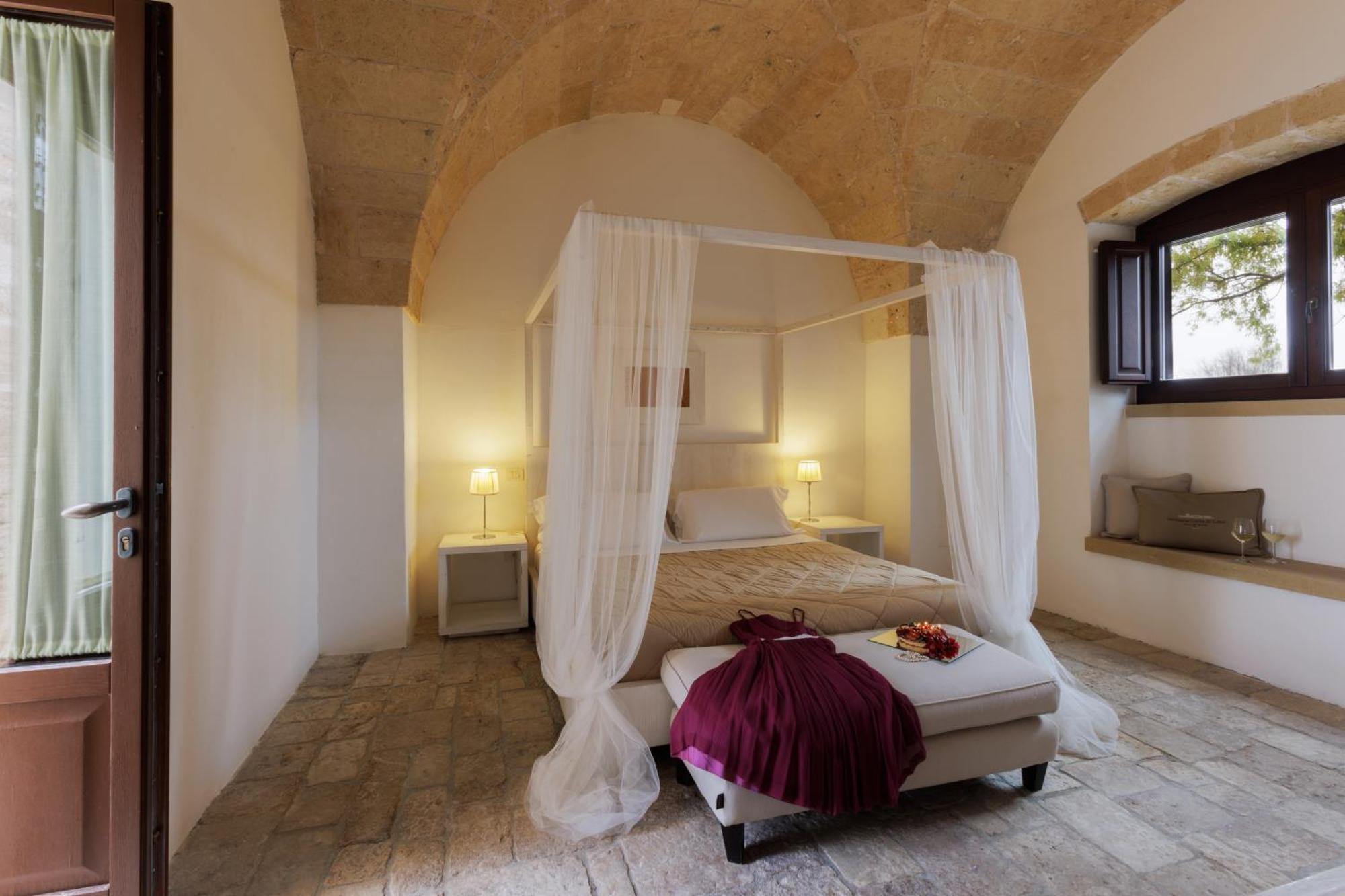 Masseria Corda Di Lana Hotel & Resort Torre Lapillo Exterior foto
